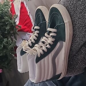 Vans Men's Green and White High-Top Sneakers
